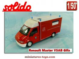 Le Renault Master VSAB Gifa pompiers français miniature de Solido au 1/50e