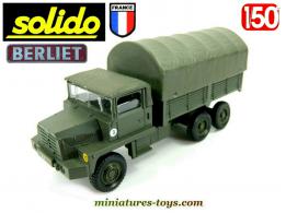 Le camion militaire Berliet GBC 8 Kt bâché miniature de Solido au 1/50e