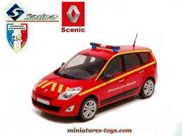 Le Renault Grand Scenic VLM pompiers en miniature de Solido au 1/43e