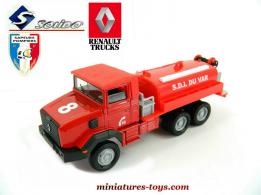 Le camion Renault 180 citerne CCGC pompiers en miniature Solido au 1/50e