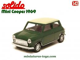 La Mini Cooper Austin verte de 1969 en miniature par Solido au 1/43e