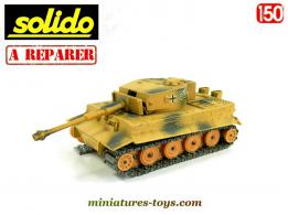 Le char allemand PzKw VI Tigre I miniature de Solido au 1/50e a réparer