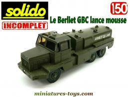 Le Berliet GBC lance mousse militaires en miniature Solido au 1/50e incomplet