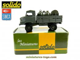Le camion Simca Unic Marmon sphères incendie en miniature de Solido au 1/50e