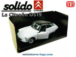 La Citroën DS19 berline 1963 blanche en voiture miniature par Solido au 1/18e