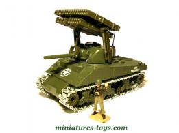 Le char américain Sherman T34 Calliope au 1/50e de Solido, en boite