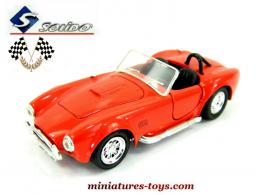 La voiture AC Cobra 427 rouge de 1964 en miniature par Solido au 1/43e