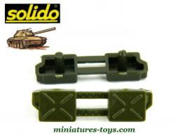 Les deux jerrycans arrière vert du char AMX30 miniature de Solido au 1/50e