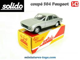 Le coupé 504 Peugeot gris métal miniature par Solido au 1/43e