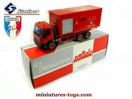 Le Renault Premium Kerax 340 porte berce pompiers miniature Solido au 1/55e