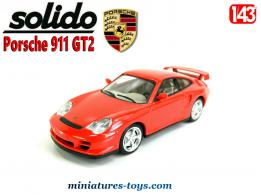 La Porsche 911 GT2 rouge de 2001 en miniature par Solido Hachette au 1/43e