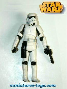 Un ensemble de 3 figurines Hasbro 2002 et leurs accessoires Star Wars