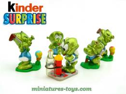 Un ensemble de 5 Super Spacys en figurines plastique par Ferrero Kinder Surprise
