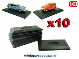 Un lot de 10 supports de présentations pour exposer vos voitures miniatures