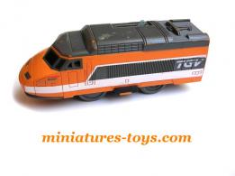 La motrice du TGV Est reproduite en jouet par la marque Tomy...