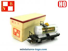 Le wagon citerne Ricard miniature de la marque VB au HO 