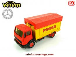 Le camion Mercedes du cirque Pinder en miniature par Verem au 1/50e