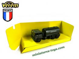 Le camion militaire Renault G.290 citerne en miniature de Verem au 1/50e