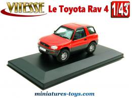 Le Toyota Rav 4 rouge en miniature par Vitesse au 1/43e