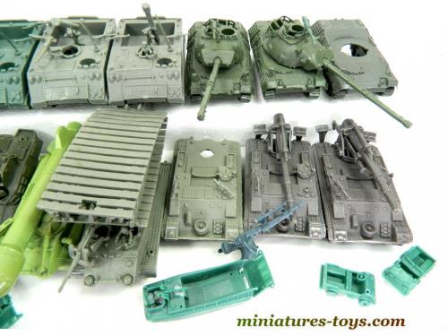 Véhicules militaires miniatures top
