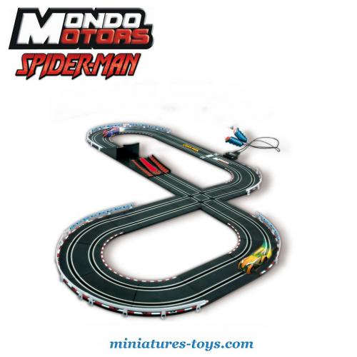 Le coffret circuit électrique Spiderman avec 2 voitures au 1/43e