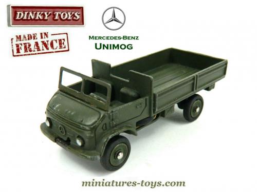 Miniature Dinky Toys France - Mercedes Unimog Militaire (réf 821) - 1/43