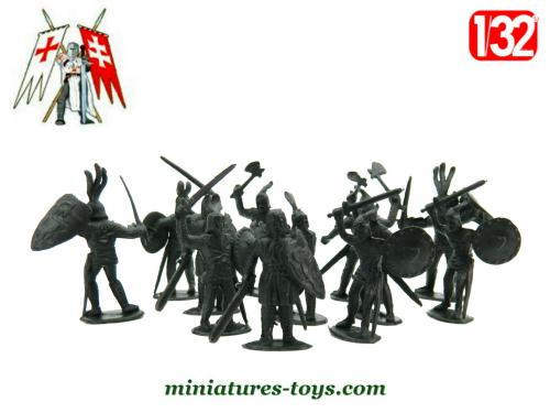 LOT DE 12 Soldats Du Moyen-Age Dont 7 Starlux A Restaurer EUR 10,00 - PicClick FR