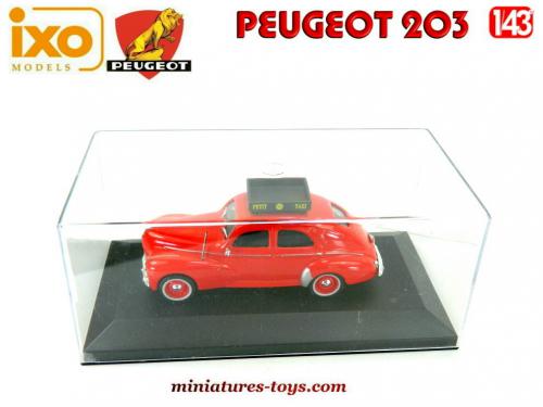 Fiat Uno Taxi Curtea de Arges Romania 2005 | A Fiat Uno taxi