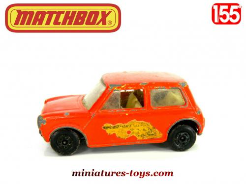 La Mini Austin Racing Mint rouge en miniature de Matchbox England au 1 55e miniatures toys