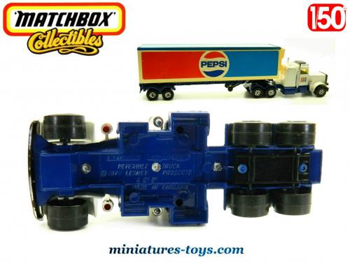 Le Peterbilt et sa semi remorque Pepsi en miniature de Matchbox au 1 50e miniatures toys
