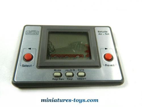JEU ELECTRONIQUE MINI Arcade LCD Bataille Air - Sol Game & Watch