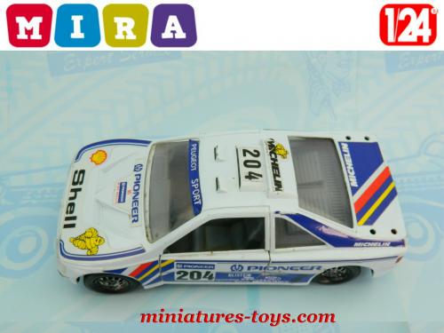 Maquette Provence Moulage 1/43 - Peugeot 405 T16 Paris-Dakar 1988 - Kit à Monter