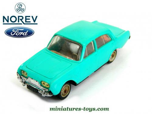 DINKY TOYS - FORD TAUNUS 12M - 1/43e - Collection