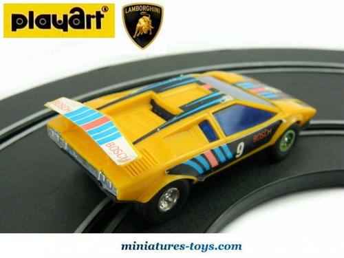 Voiture Miniature 1/60 Lamborghini Countach Jaune - Matchbox Tough Wheels Vintage