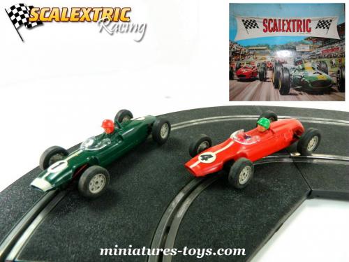 SCALEXTRIC Coffret CIRCUIT 30MT - Modélisme