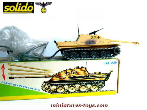 Miniature tank SOLIDO Char PzKpfw V Jagdpanther Ausf G 302 Sable
