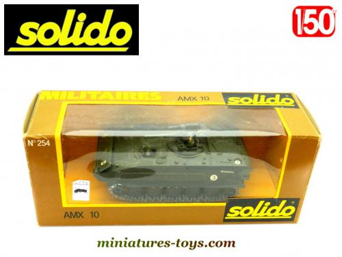 L'AMX 13 VCI ambulance miniature par Solido au 1/50e