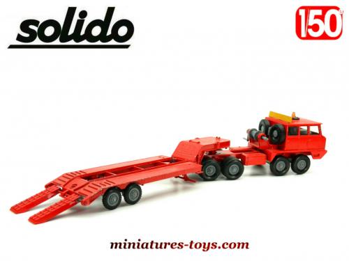 Le tracteur Berliet T12 et sa semi remorque rouge en miniature