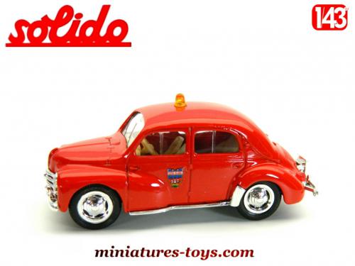 Miniature Solido 1/17 Renault 4CV Pompiers Rouge - Voiture De Collection