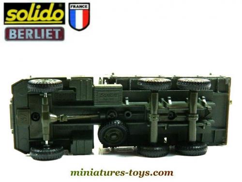 Le camion militaire Berliet GBC 8 Kt bâché en miniature de Solido au 1