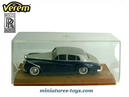 La Rolls Royce silver-cloud en miniature de Verem au 1/43e grise et noire