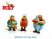 Un ensemble de 5 figurines Kinder inspirées du monde d'Asterix