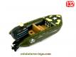 Le bateau militaire type hors-bord en miniature au 1/32e