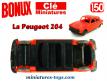La Peugeot 204 berline rouge en miniature par Clé pour Bonux au 1/50e
