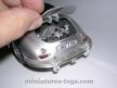 La voiture Porsche 356 speedster miniature de Burago au 1/18e incomplète