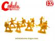 Un lot de 9 petits soldats de la légion en plastique brun par Cofalu au 1/32e