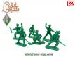 Un lot de 6 petits soldats de la légion en plastique vert par Cofalu au 1/32e