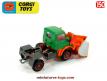 Le camion Mercedes Unimog 406 chasse neige en miniature par Corgi au 1/50e
