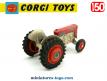 Le tracteur Massey Ferguson 65 en miniature Corgi Toys au 1/50e incomplet