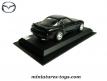 La Mazda RX7 série 3 de 1993 en miniature par Universal Hobbies au 1/43e